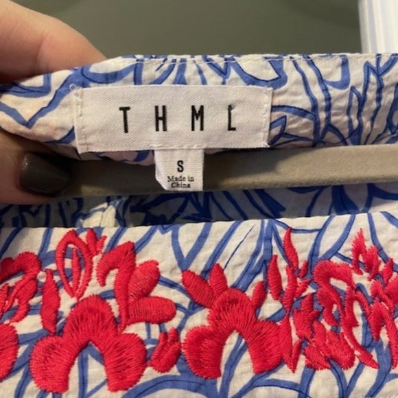 THML Blouse - Picture 2 of 5